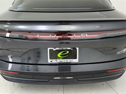 Used 2022 Lucid Air Grand Touring image 11