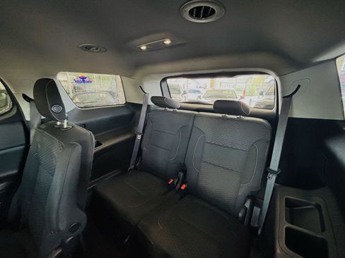 Used 2019 GMC Acadia SLE FWD image 35