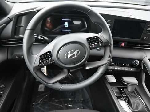 New 2026 Hyundai Elantra SEL Sport Premium FWD image 13