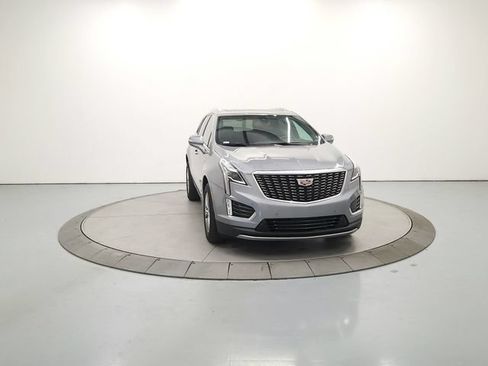 Used 2023 Cadillac XT5 Premium Luxury AWD/4WD image 3