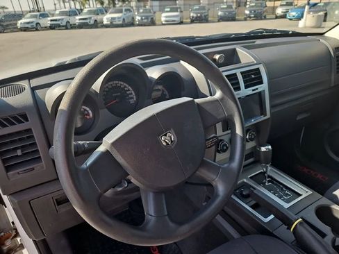 Used 2011 Dodge Nitro Heat image 26