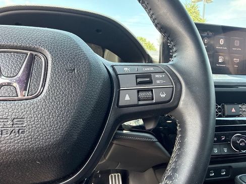 Used 2025 Honda Accord Sport image 8