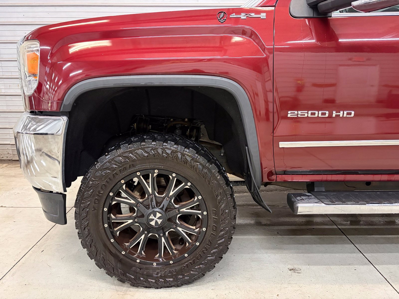 Used 2015 GMC Sierra 2500 SLT AWD/4WD image 4