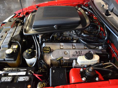 Used 2004 Ford Mustang Mach 1 RWD image 22