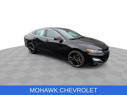 Used 2023 Chevrolet Malibu LT w/ Redline Edition FWD image 2