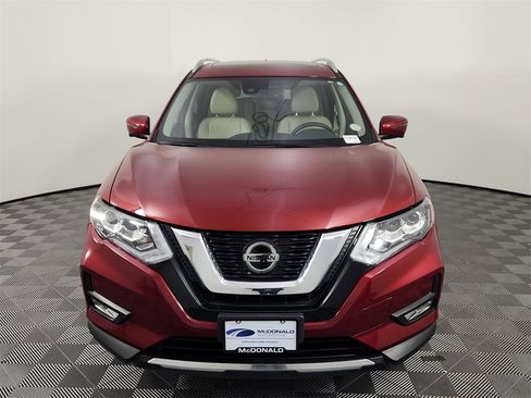 Used 2020 Nissan Rogue SL w/ Premium Package image 7