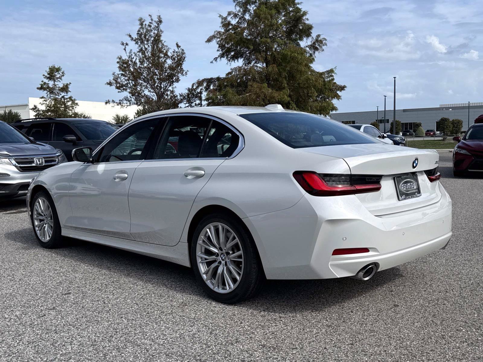 Certified 2024 BMW 330i Sedan w/ Convenience Package RWD image 5