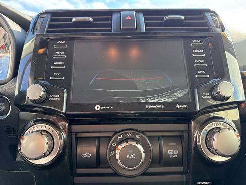 Used 2024 Toyota 4Runner TRD Off-Road image 22