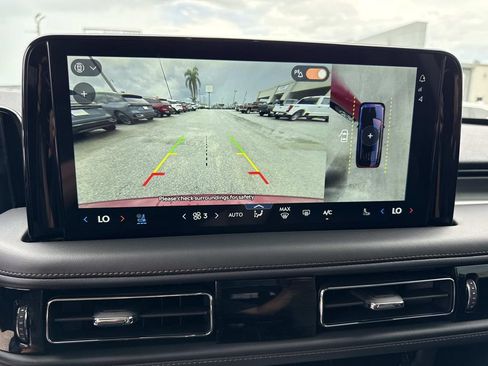 New 2026 Lincoln Aviator AWD image 25
