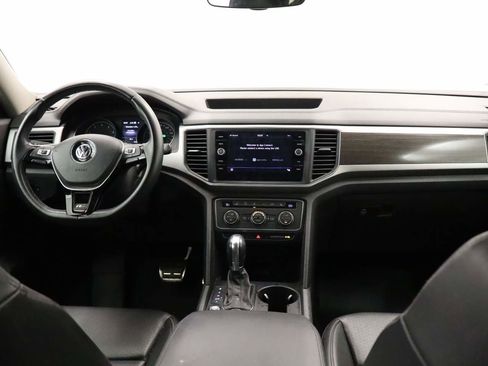 Used 2019 Volkswagen Atlas SE w/ Towing Package image 6