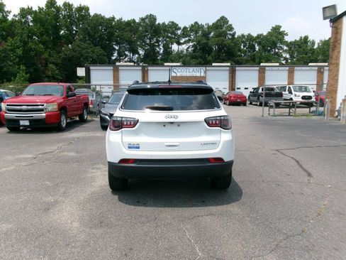 Used 2025 Jeep Compass Limited AWD/4WD image 7