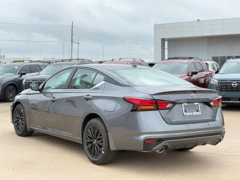 New 2026 Nissan Altima 2.5 SV image 7