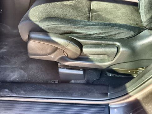 Used 2015 Honda CR-V LX image 30