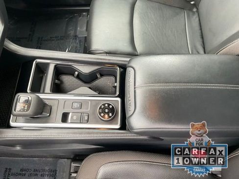 Certified 2022 Nissan Pathfinder SL AWD/4WD image 25