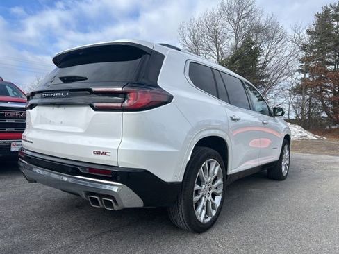 Used 2024 GMC Acadia Denali w/ Super Cruise Package image 9