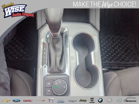 Used 2021 Chevrolet Blazer LT FWD image 16