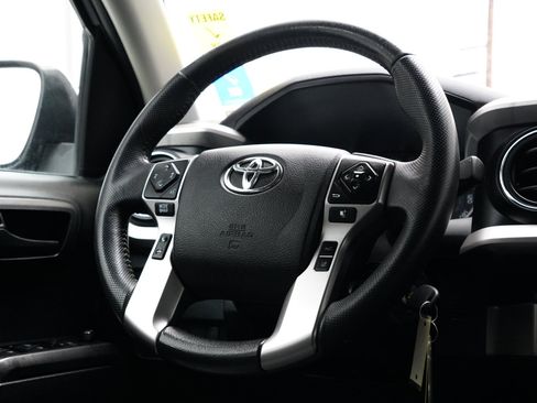 Used 2021 Toyota Tacoma SR5 image 18