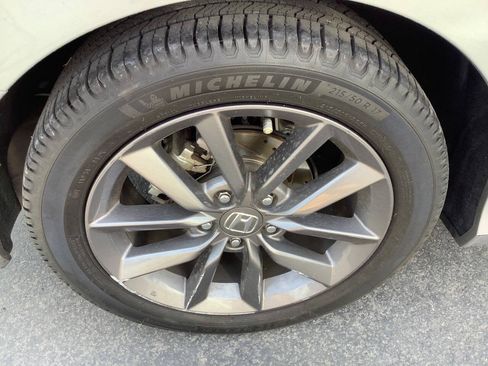 Used 2020 Honda Civic EX image 22