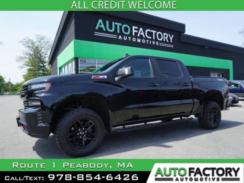 Used 2021 Chevrolet Silverado 1500 LT Trail Boss w/ Convenience Package II AWD/4WD image 1