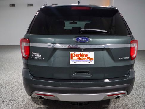 Used 2016 Ford Explorer Limited image 8