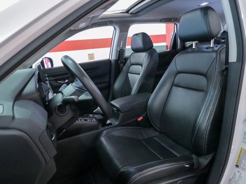 Used 2023 Honda CR-V EX image 11