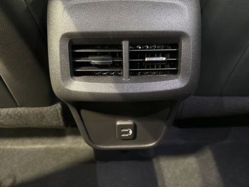 Used 2023 Chevrolet Equinox RS w/ LPO, Cargo Package image 26