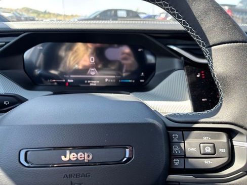New 2026 Jeep Cherokee Laredo AWD/4WD image 24