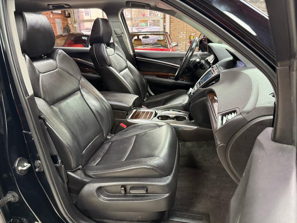 Used 2017 Acura MDX SH-AWD image 26
