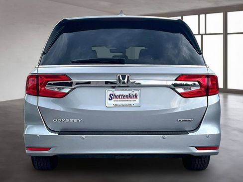 Used 2020 Honda Odyssey Touring image 5