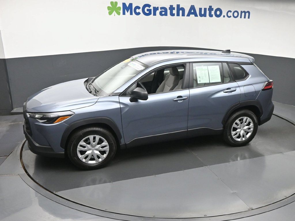 Used 2026 Toyota Corolla Cross L AWD/4WD image 21