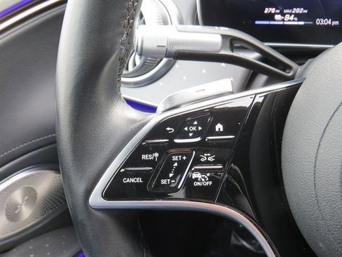 Used 2022 Mercedes-Benz EQS 450+ Sedan image 10