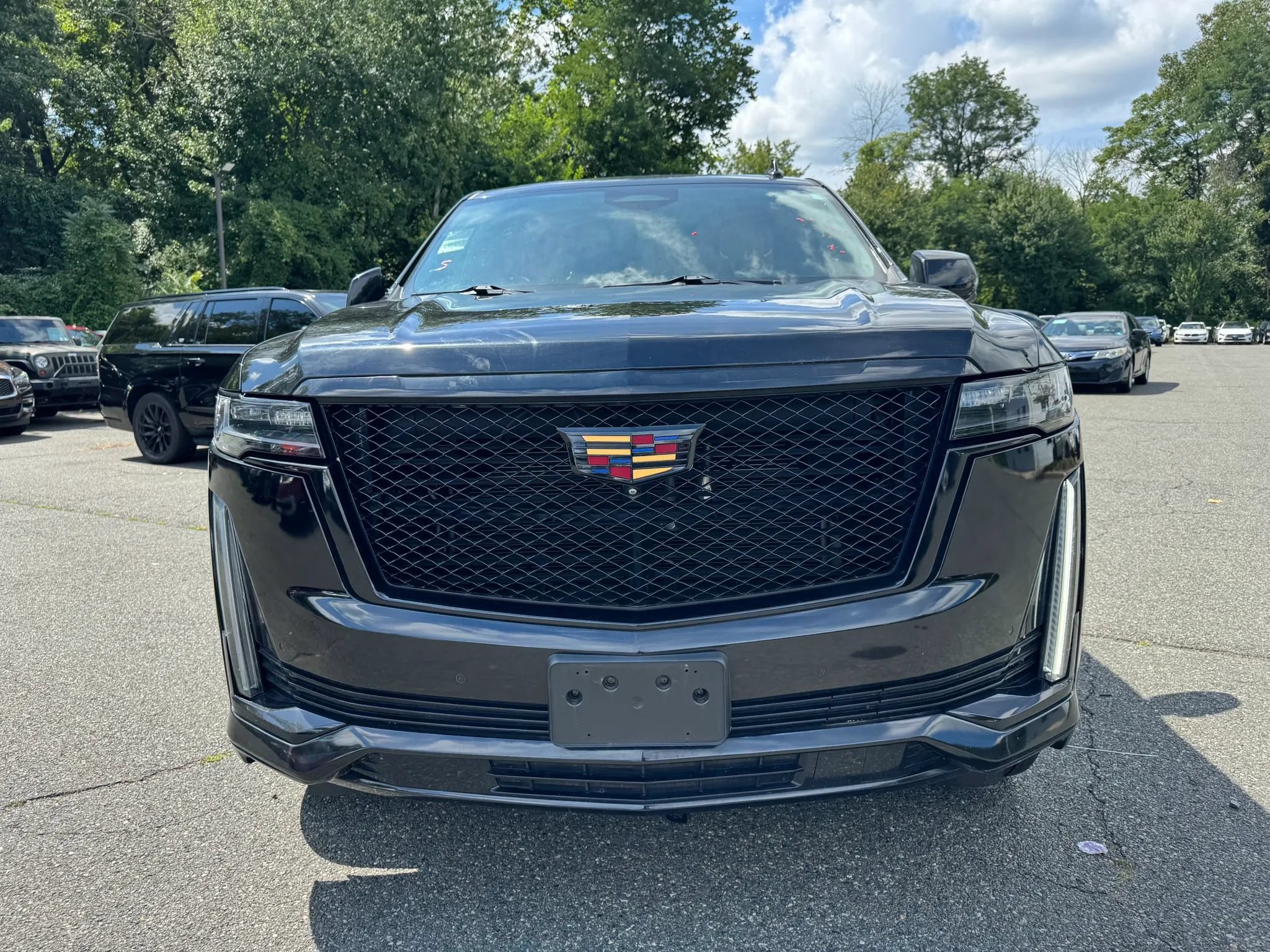 Used 2021 Cadillac Escalade Sport w/ Driver Assist Tech Package AWD/4WD image 8