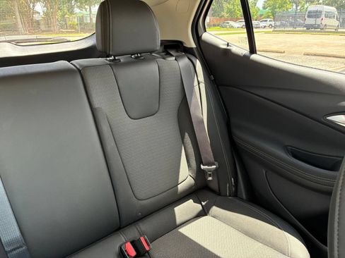 Used 2026 Buick Encore GX Preferred AWD/4WD image 31