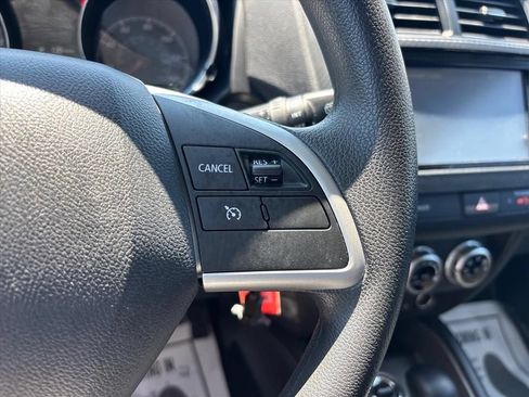Used 2023 Mitsubishi Outlander Sport ES AWD/4WD image 26