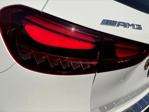 Used 2025 Mercedes-Benz GLA 35 AMG 4MATIC image 24