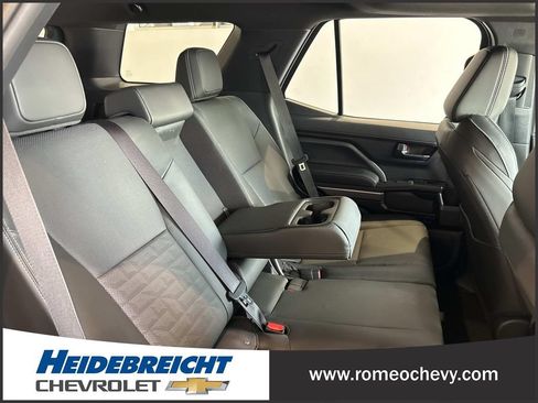 Used 2025 Toyota 4Runner TRD Off-Road Premium AWD/4WD image 35