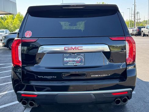Used 2024 GMC Yukon XL Denali AWD/4WD image 5