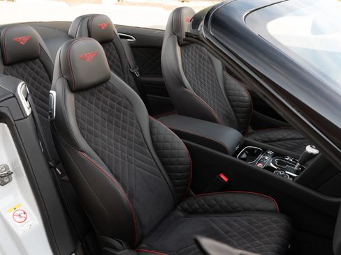 Used 2018 Bentley Continental GT Supersports AWD/4WD image 27