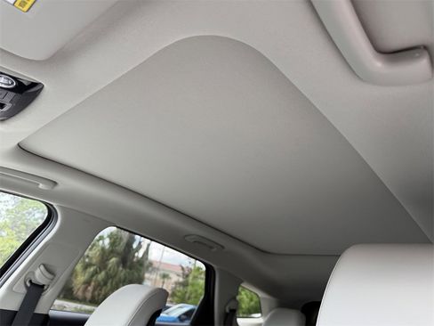 New 2026 Kia Sportage EX w/ EX Panorama Roof Package image 21