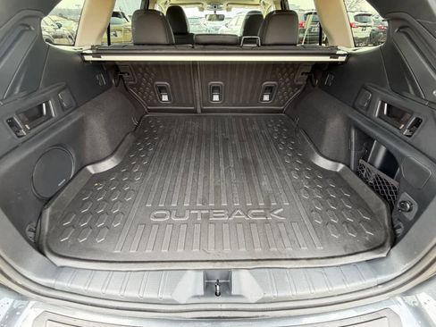Used 2022 Subaru Outback Limited image 23