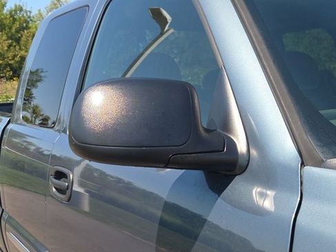 Used 2006 GMC Sierra 1500 SLE w/ Sierra Special Edition RWD image 5