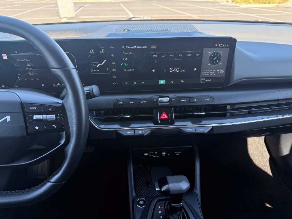 Used 2025 Kia K4 EX FWD image 15