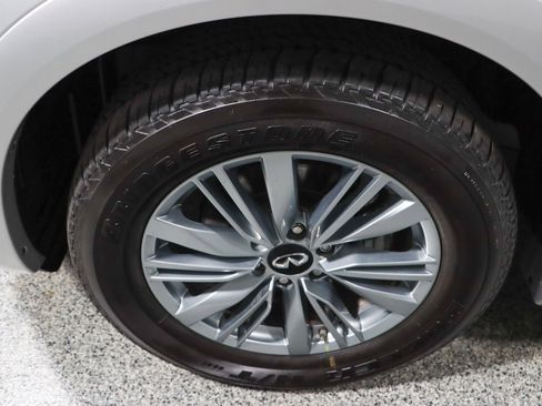 Used 2023 INFINITI QX80 Luxe w/ Cargo Package RWD image 11