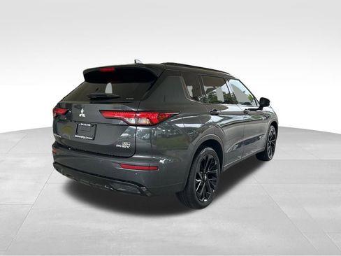 New 2025 Mitsubishi Outlander SEL Black Edition image 3