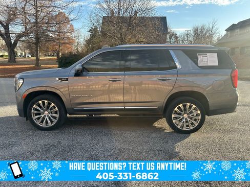 Used 2021 GMC Yukon Denali w/ Denali Premium Package image 6