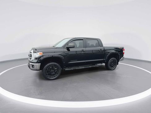Certified 2017 Toyota Tundra SR5 image 4