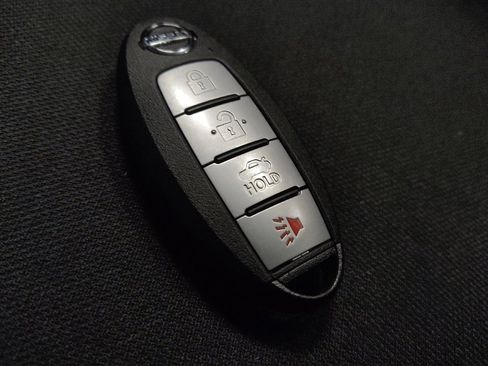 Used 2023 Nissan Sentra SV image 32