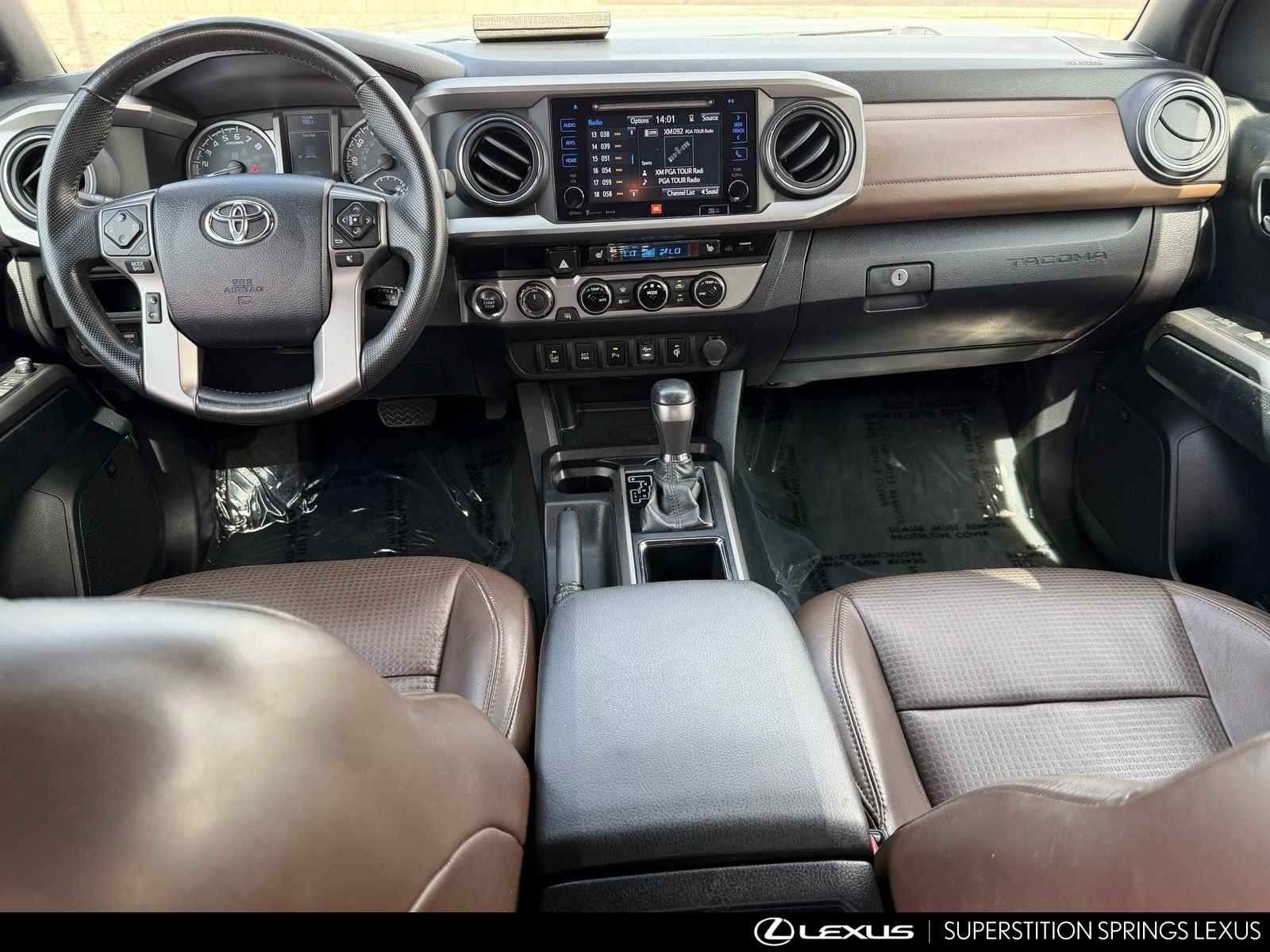 Used 2016 Toyota Tacoma Limited w/ Towing Package AWD/4WD image 18