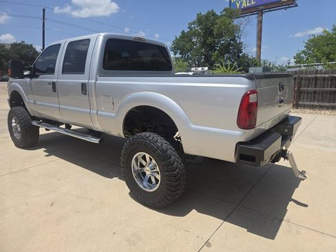 Used 2012 Ford F250 XLT w/ XLT Interior Pkg AWD/4WD image 6