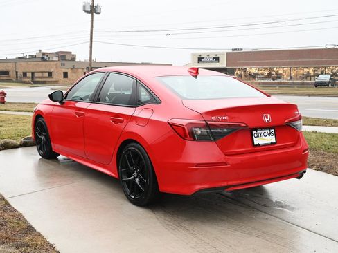 Used 2023 Honda Civic Sport image 7